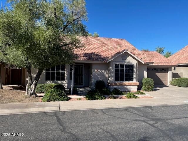 3920 E ORCHID Lane, Phoenix, AZ