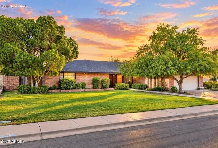1042 E 3rd Street, Mesa, AZ