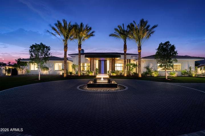10170 E CHOLLA Street, Scottsdale, AZ