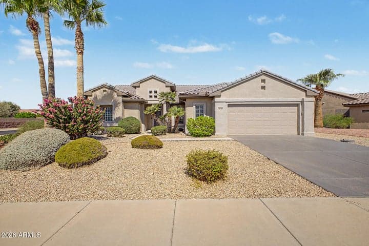 15708 W CLEAR CANYON Drive, Surprise, AZ