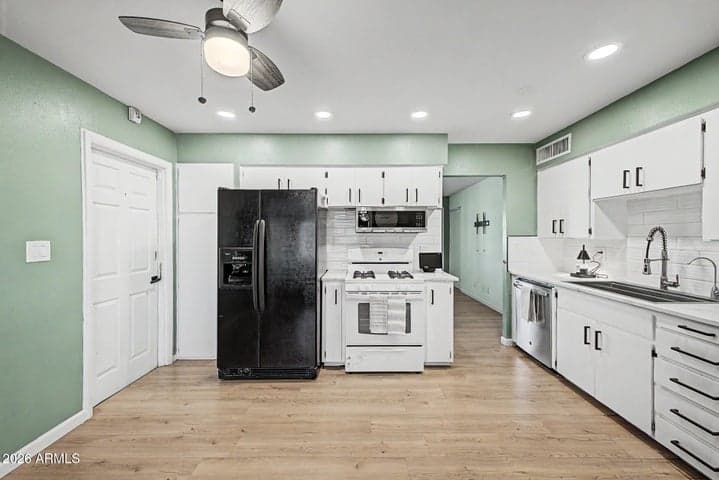 2045 W CHOLLA Street, Phoenix, AZ