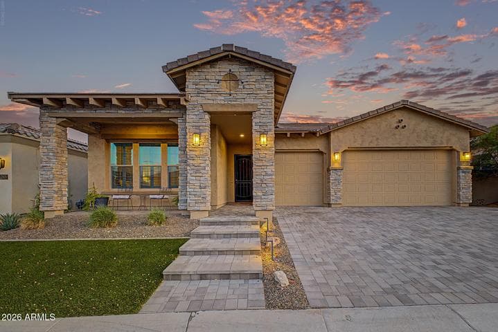 21251 W HILLCREST Boulevard, Buckeye, AZ