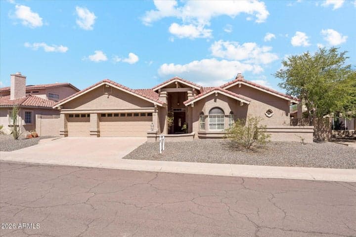 3310 E ROCK WREN Road, Phoenix, AZ