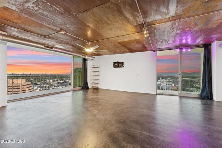 207 W CLARENDON Avenue #G22, Phoenix, AZ