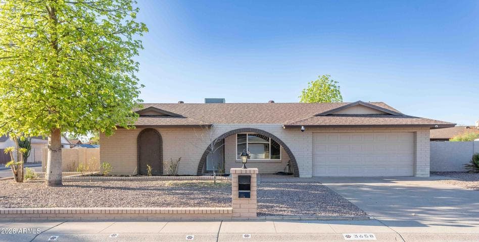 3658 W AIRE LIBRE Avenue, Phoenix, AZ