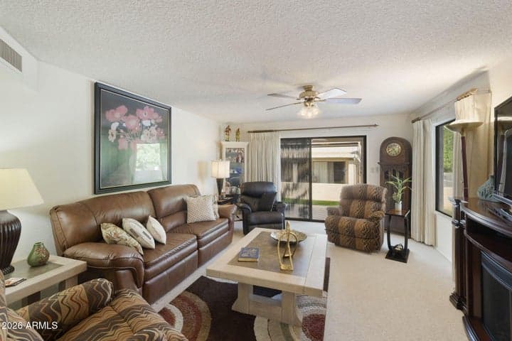 734 S ARROWWOOD Way, Mesa, AZ