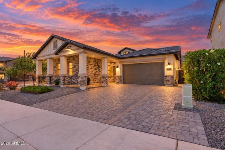 16514 S 7TH Place, Phoenix, AZ