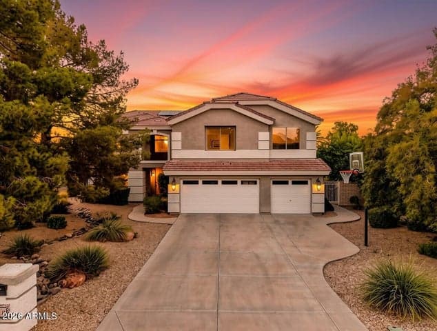 120 W SOUTHERN HILLS Road, Phoenix, AZ