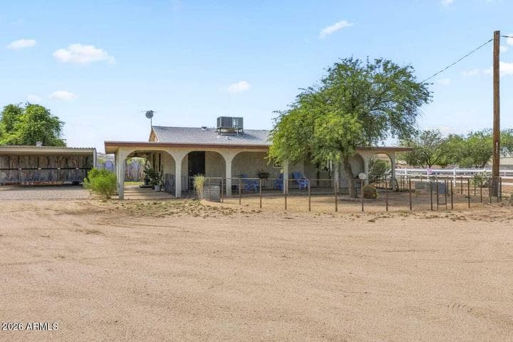 35929 N 7th Street, Phoenix, AZ