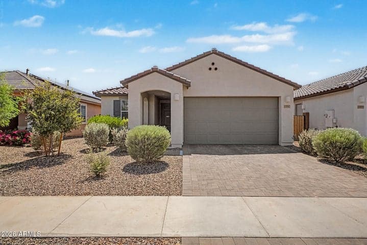 15587 W KENDALL Street, Goodyear, AZ