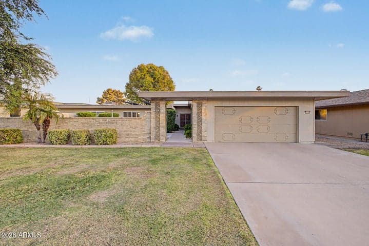 10105 W MANZANITA Drive, Sun City, AZ