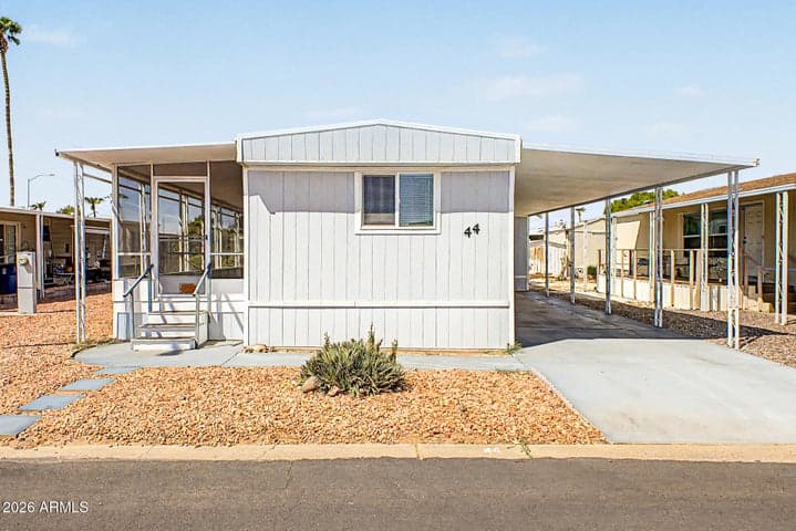 2650 W UNION HILLS Drive #44, Phoenix, AZ