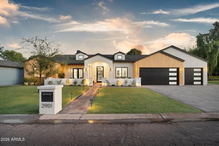 2901 E PIERSON Street, Phoenix, AZ