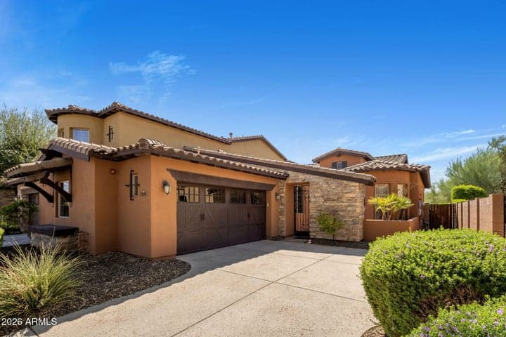 12081 W DESERT MIRAGE Drive, Peoria, AZ