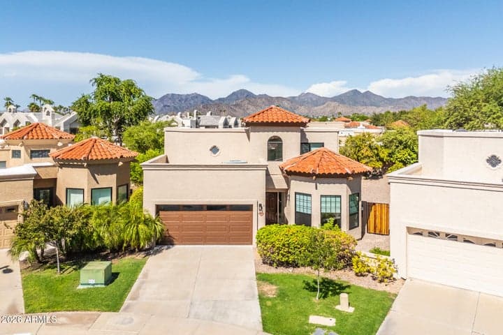 10484 E FANFOL Lane, Scottsdale, AZ