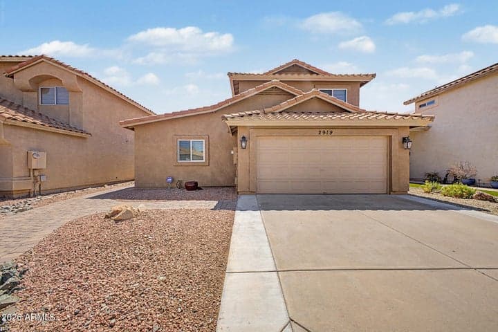 2919 E WOODLAND Drive, Phoenix, AZ