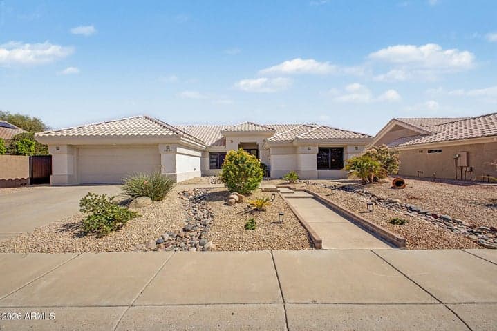 16131 W SENTINEL Drive, Sun City West, AZ