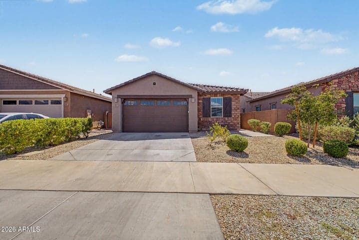 2979 E YUMA Avenue, Apache Junction, AZ
