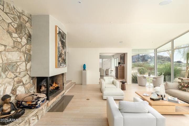 4222 E Mcdonald Drive, Paradise Valley, AZ