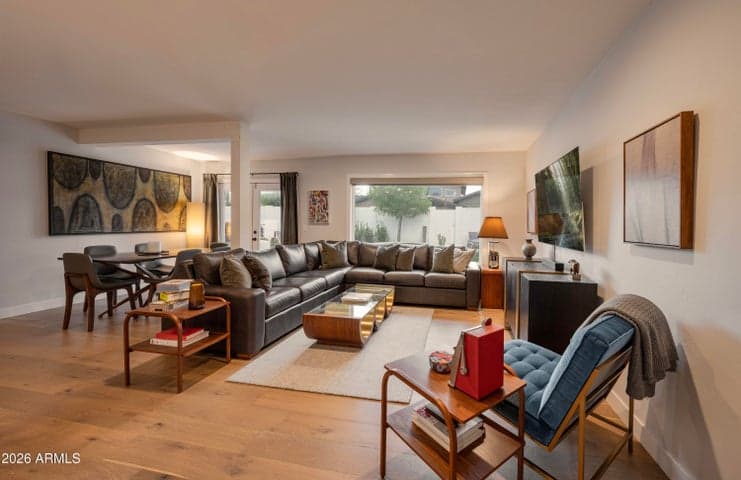 3802 E HEATHERBRAE Drive, Phoenix, AZ