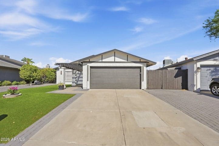 917 N ROOSEVELT Circle, Scottsdale, AZ