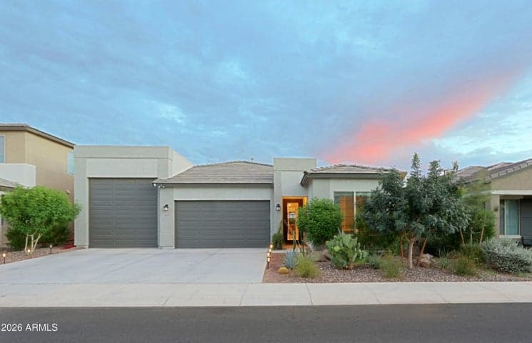 4941 W LA PUENTA Avenue, Laveen, AZ