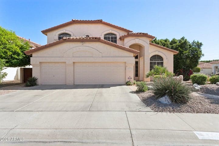 5851 W CHARTER OAK Road, Glendale, AZ