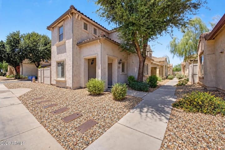 8320 W SHERIDAN Street, Phoenix, AZ