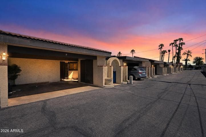 2940 N 38TH Street #8, Phoenix, AZ