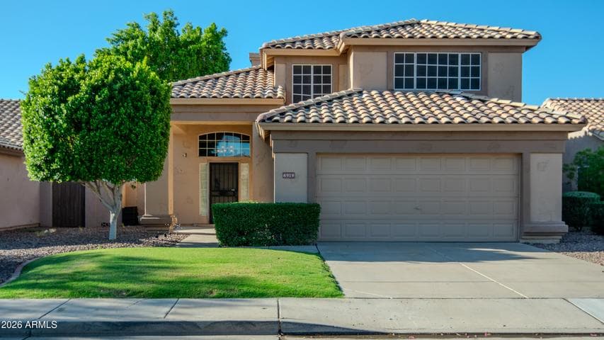 6919 W VIA DEL SOL Drive, Glendale, AZ