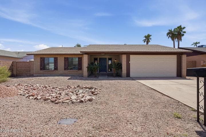 1029 W CARTER Drive, Tempe, AZ