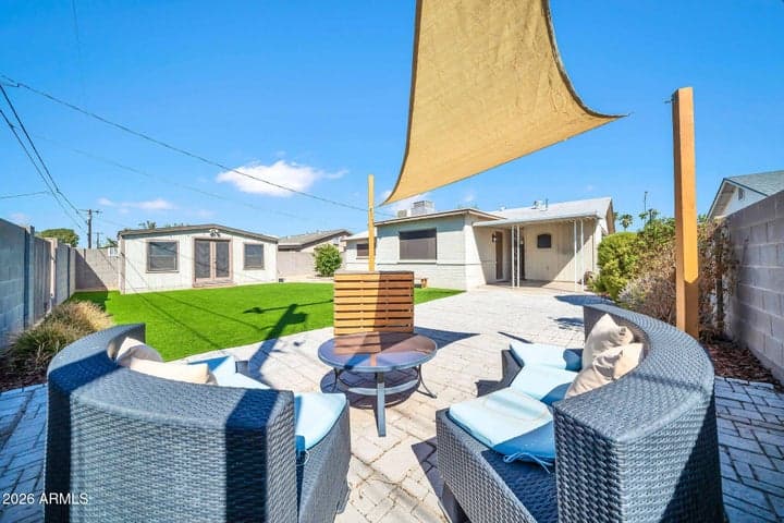 1037 E DIANA Avenue, Phoenix, AZ