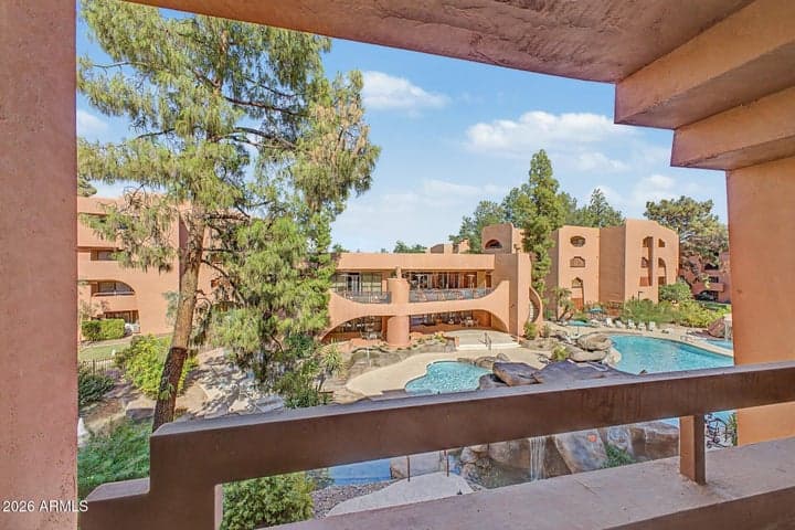 4303 E CACTUS Road #314, Phoenix, AZ