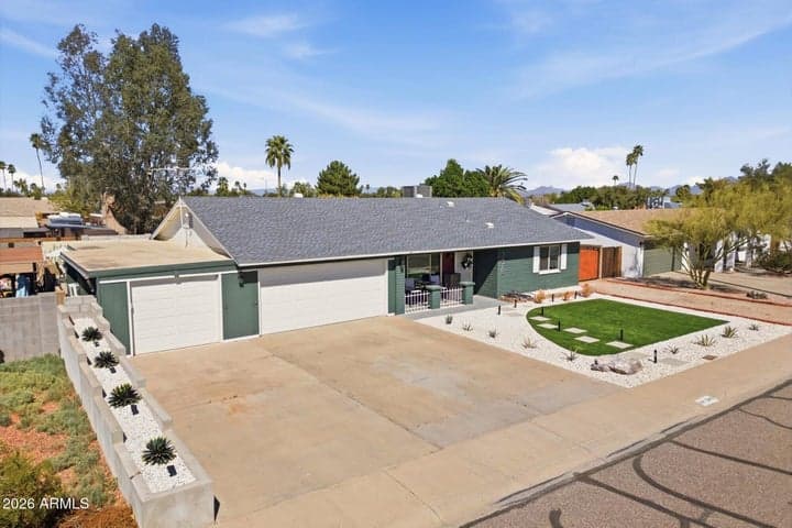 3418 E LUPINE Avenue, Phoenix, AZ