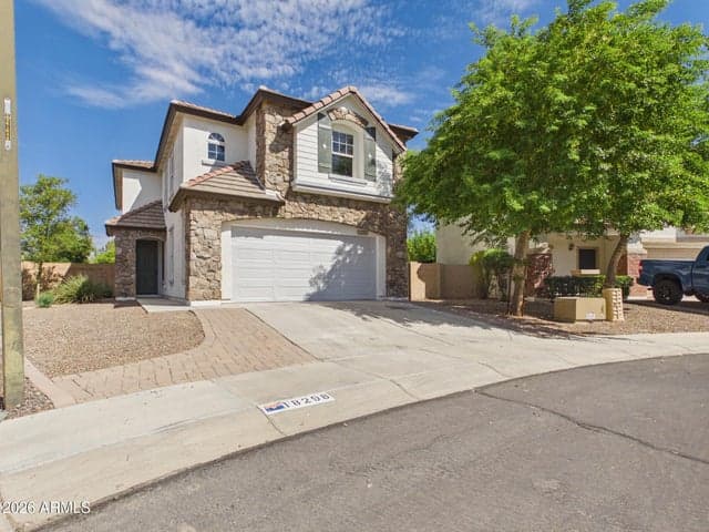 18298 W SMOKEY Drive, Surprise, AZ