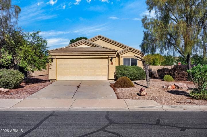 18836 N LOUSANDRA Drive, Maricopa, AZ