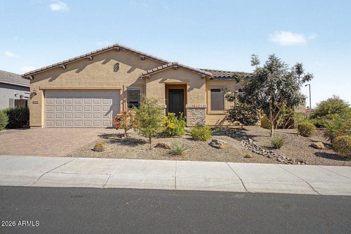 17895 W BROOKWOOD Drive, Goodyear, AZ