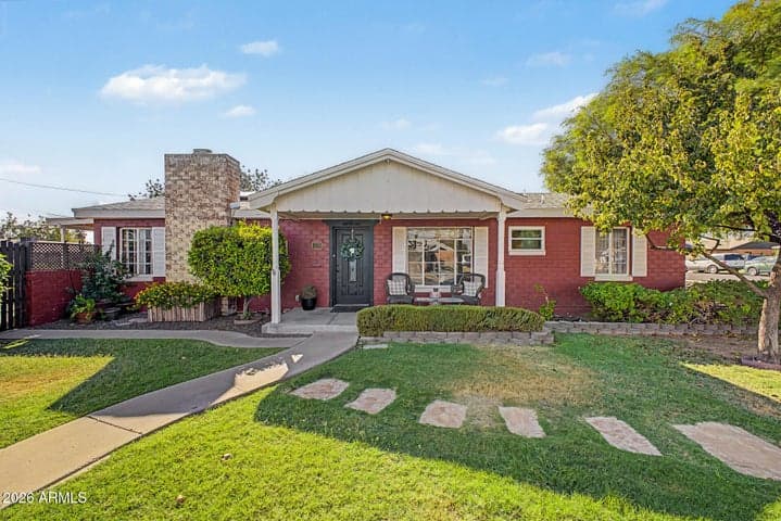 7420 N 58th Drive, Glendale, AZ