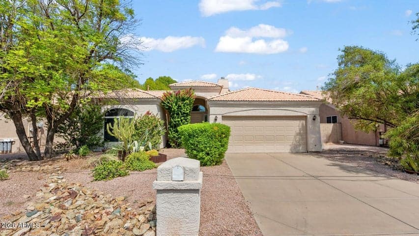 1426 E MCLELLAN Boulevard, Phoenix, AZ