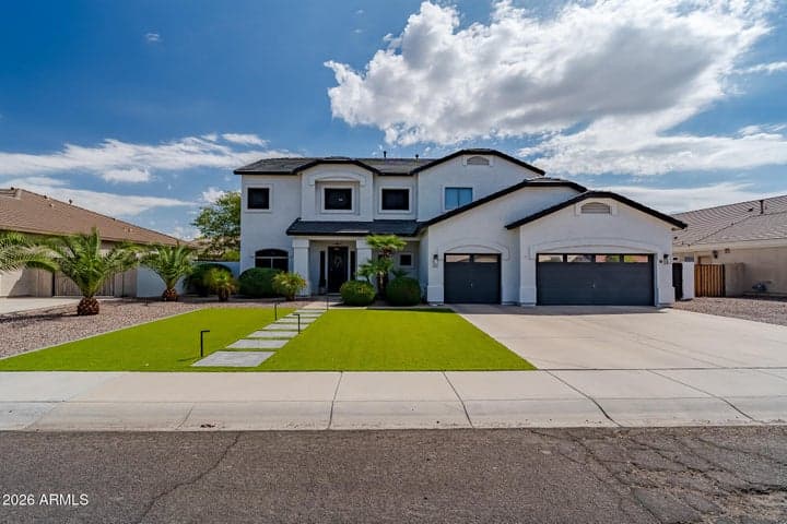 2885 S PALM Street, Gilbert, AZ