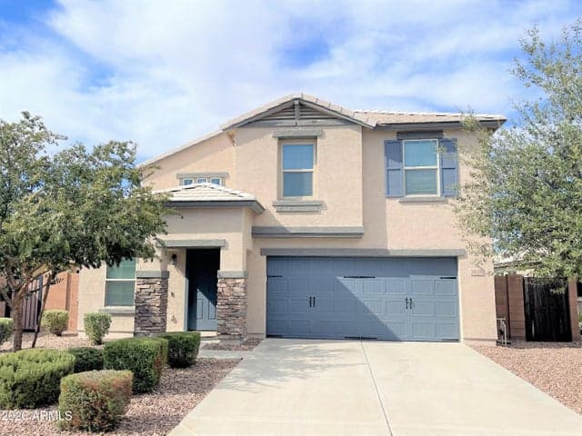 7826 S Peppertree Drive, Gilbert, AZ