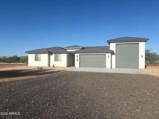 812 E IRVINE Road, Phoenix, AZ