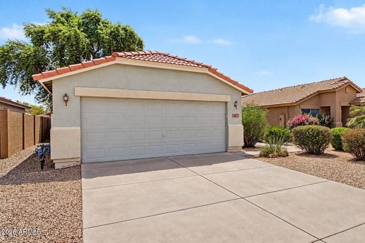 967 E MONTELEONE Street, San Tan Valley, AZ