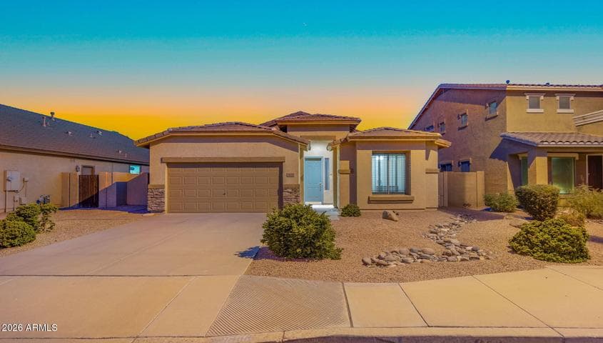 3605 E MEADOWVIEW Drive, Gilbert, AZ