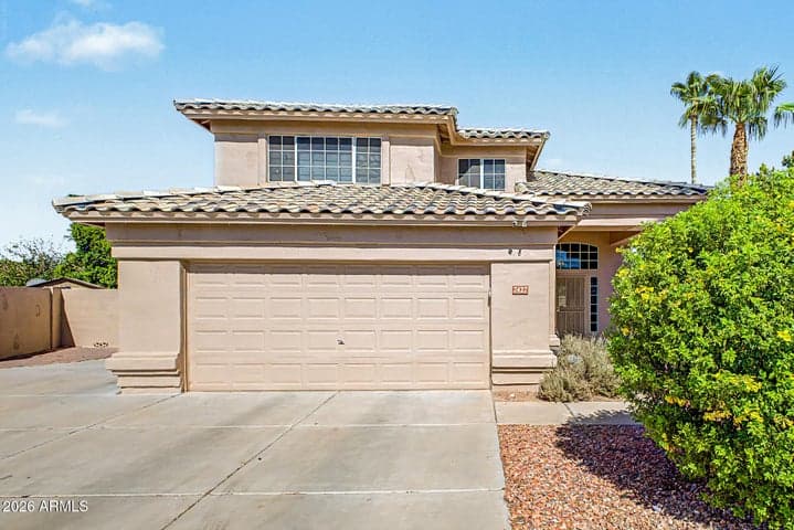 7427 W HILL Lane, Glendale, AZ