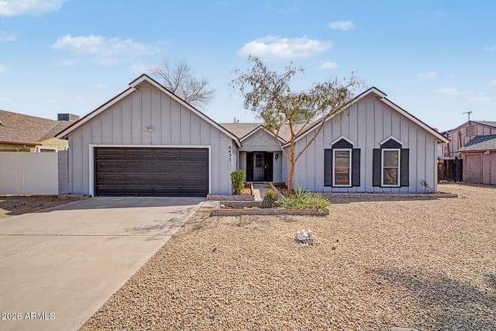 6433 W KINGS Avenue, Glendale, AZ