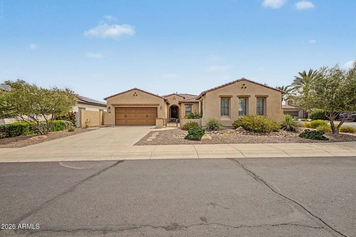 6587 S MARTINGALE Road, Gilbert, AZ