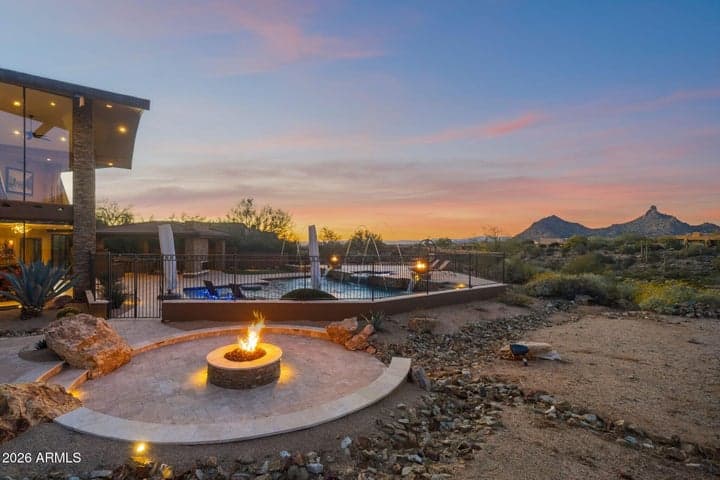 10570 E Pinnacle Peak Road, Scottsdale, AZ
