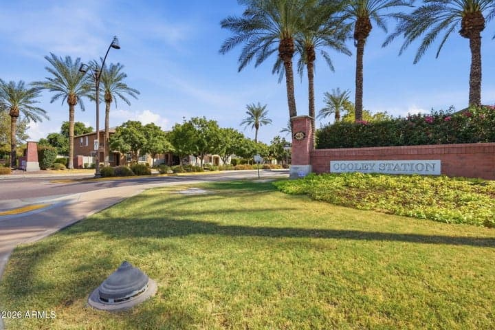 3713 E LESLIE Drive, Gilbert, AZ