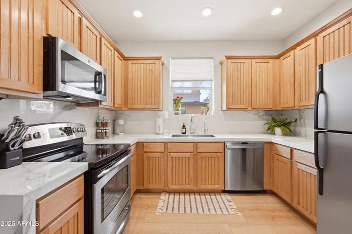 17850 N 68th Street #1010, Phoenix, AZ